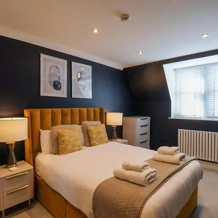 The Salisbury Sleeps 4 Classic