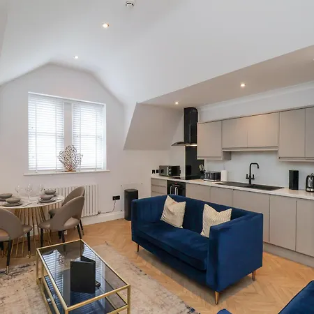 The Salisbury 401 Apartment Scarborough