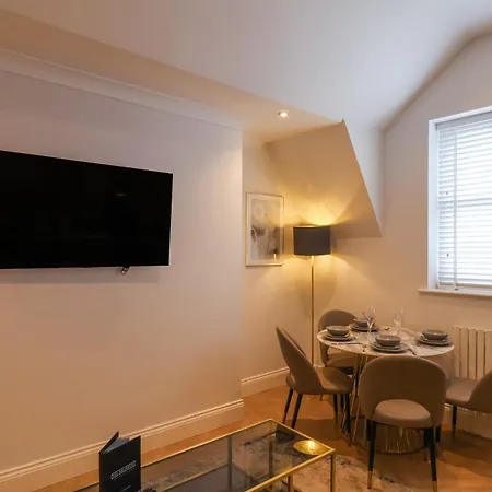 The Salisbury Sleeps 4 Classic *